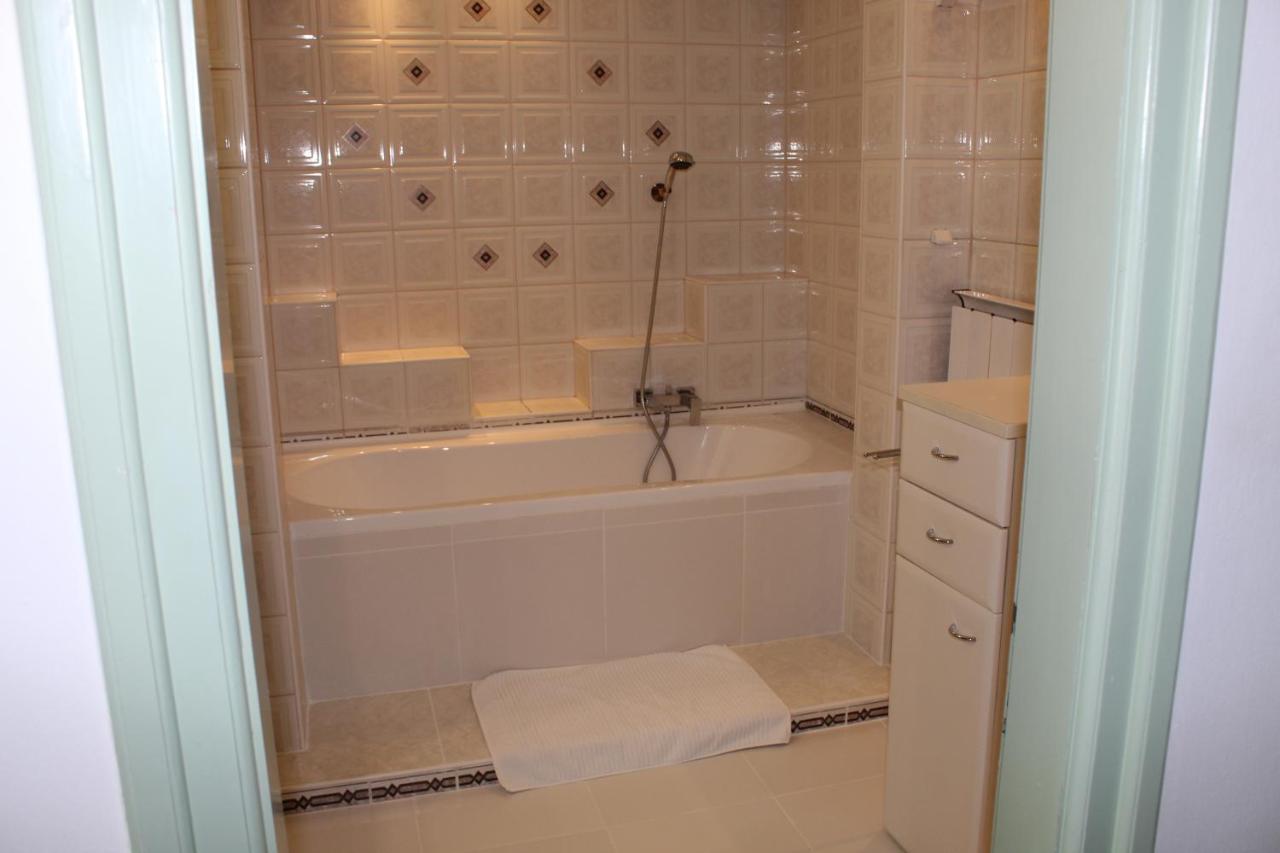 Sunny House Apartman Сегед Екстериор снимка