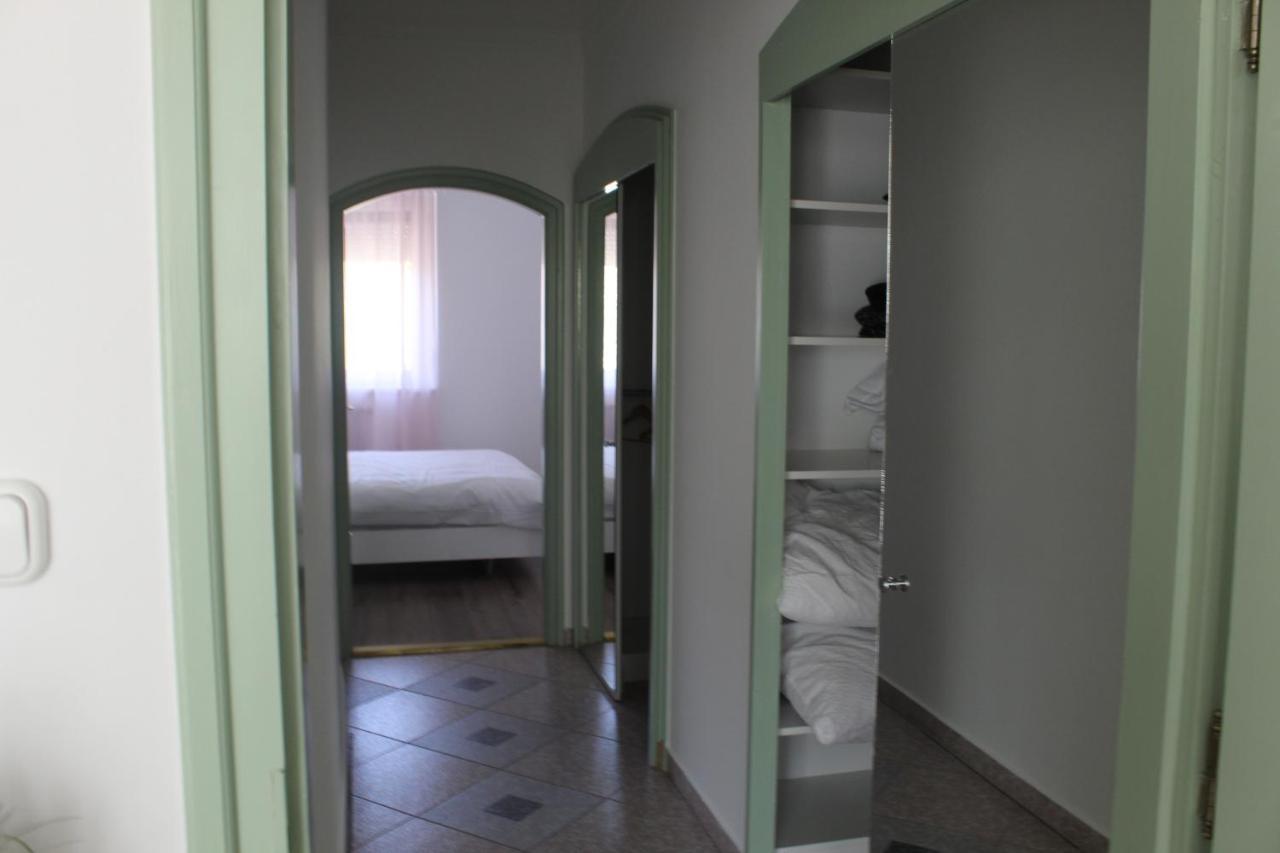 Sunny House Apartman Сегед Екстериор снимка