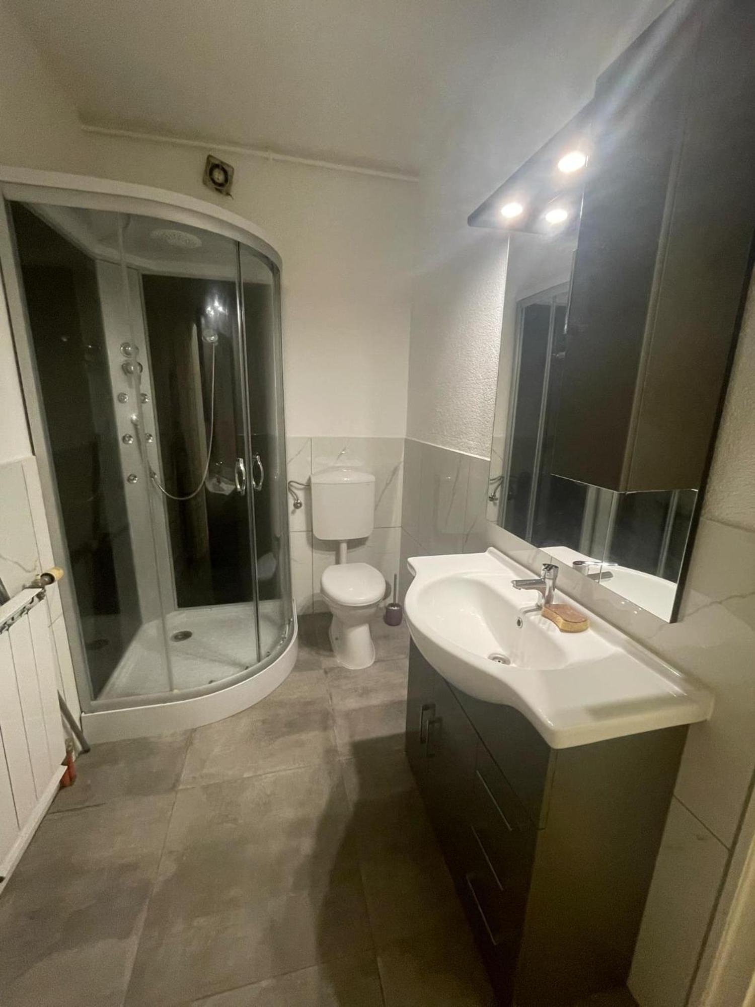 Sunny House Apartman Сегед Екстериор снимка